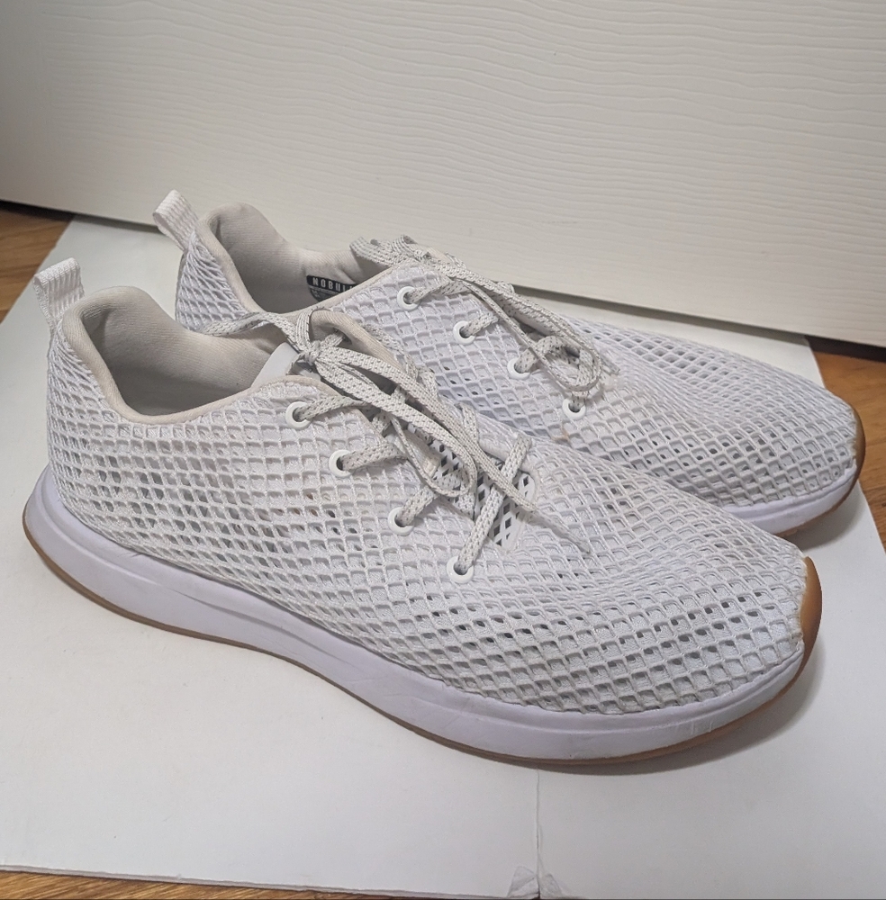NOBULL White Mesh Athletic Sneakers with Gum Outsole Accent